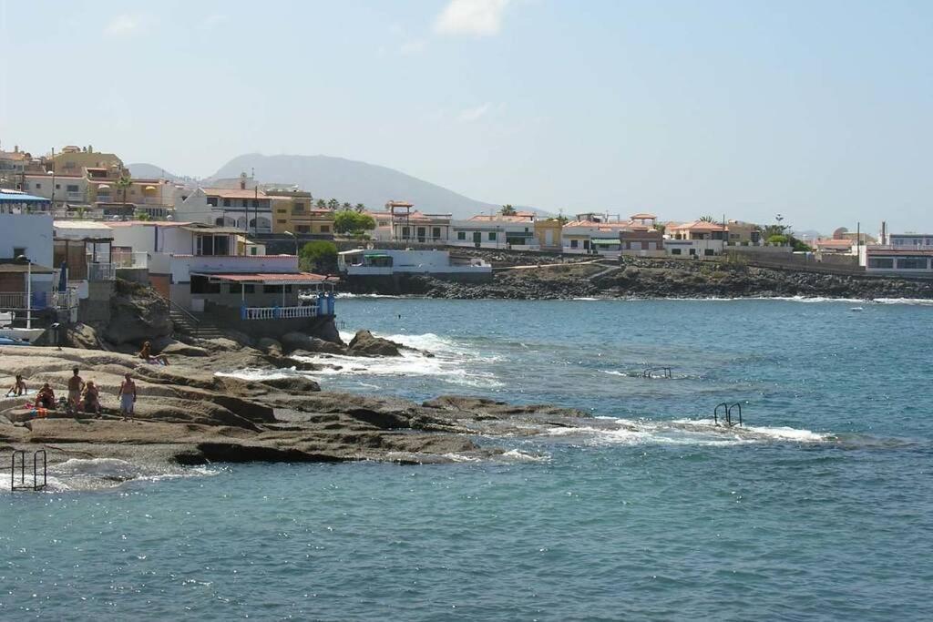 Spacious Apartment Just Few Steps Of The Ocean In La Caleta Costa Adeje  Eksteriør billede